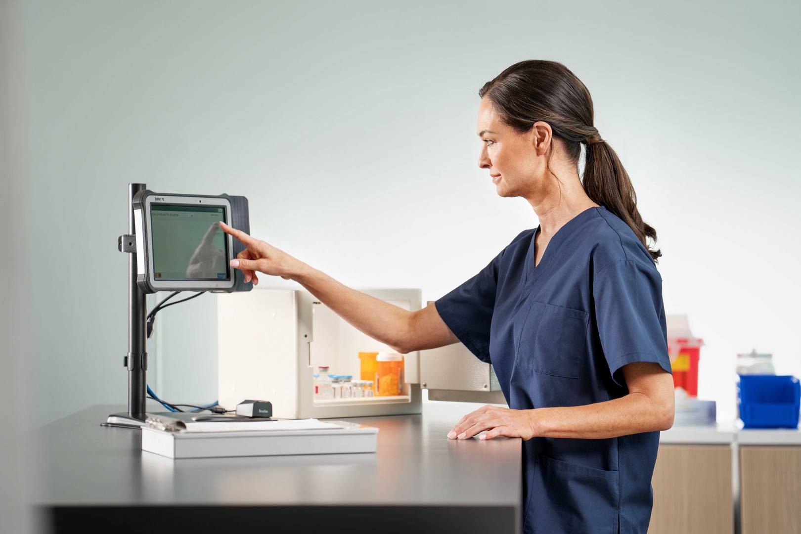 Repleni-Trac Vault product and clinic images